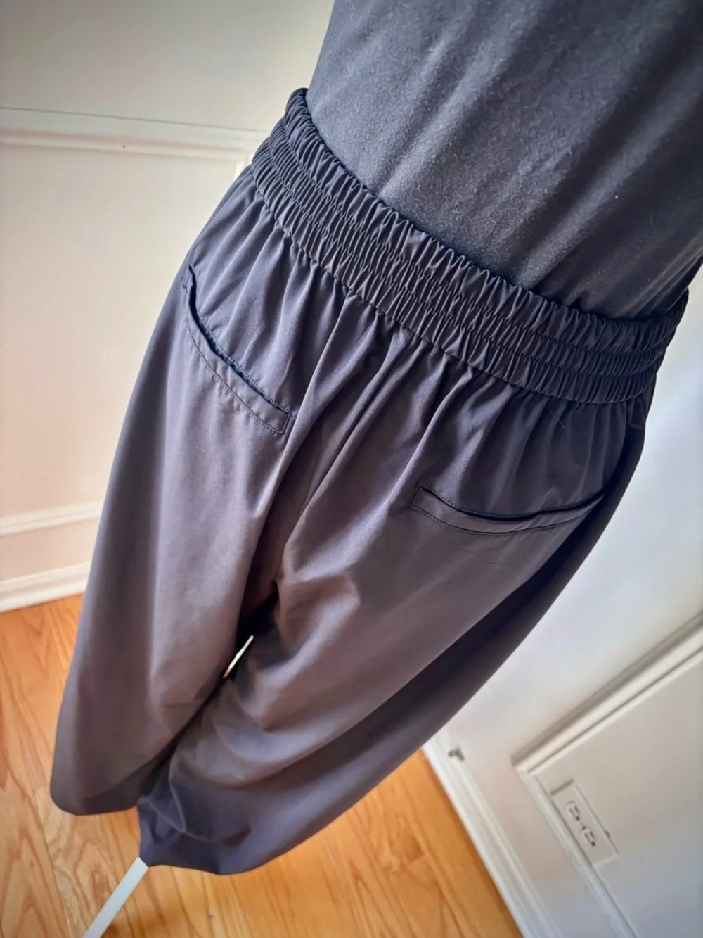 LOFT ▪️ High Rise Lightweight Wide Leg Pant - Picture 7 of 9